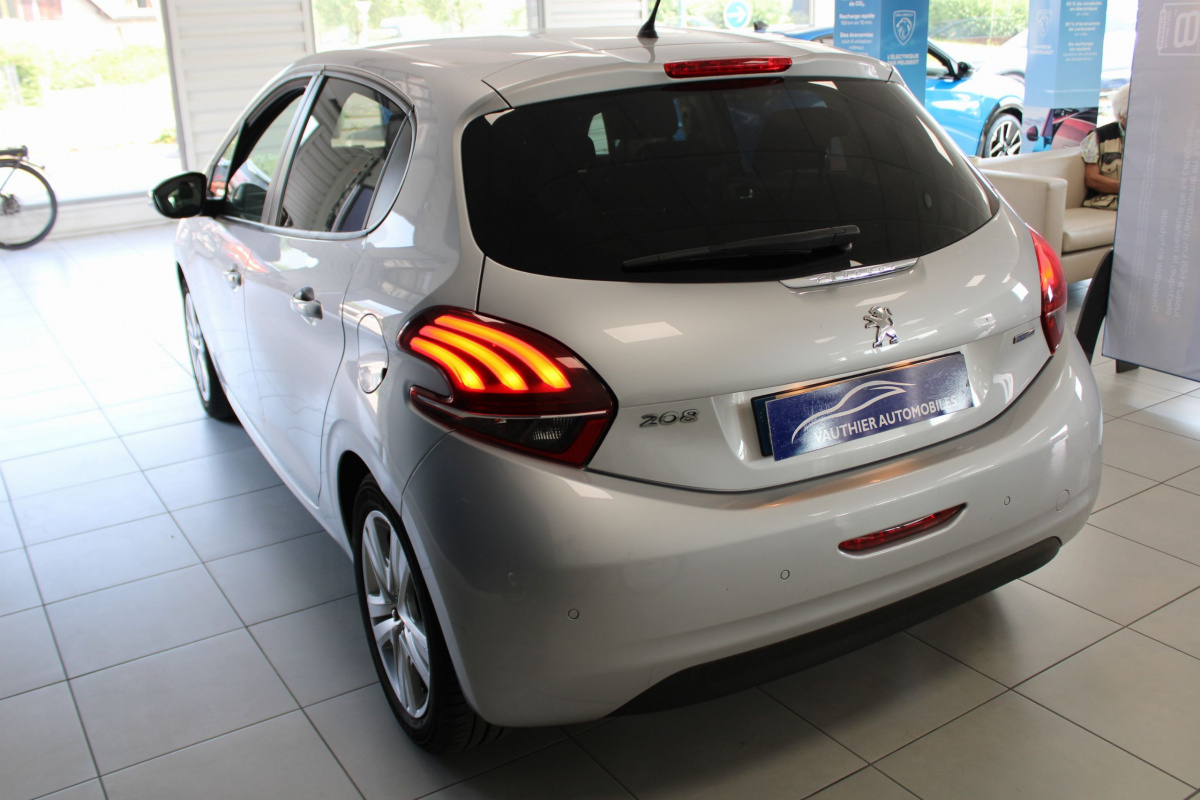 Peugeot 208 1.2 PureTech 82 Style
