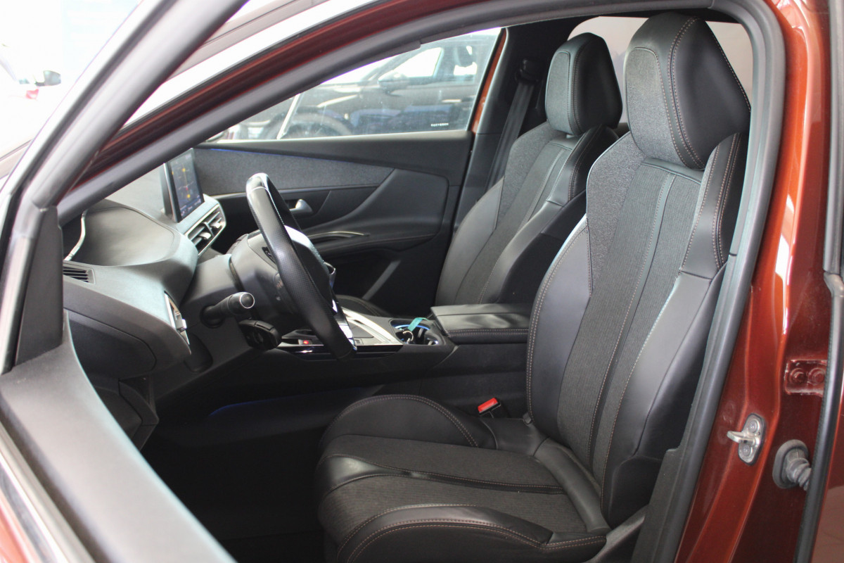 Peugeot 3008 (2) 1.2 PURETECH 130 S&S GT LINE