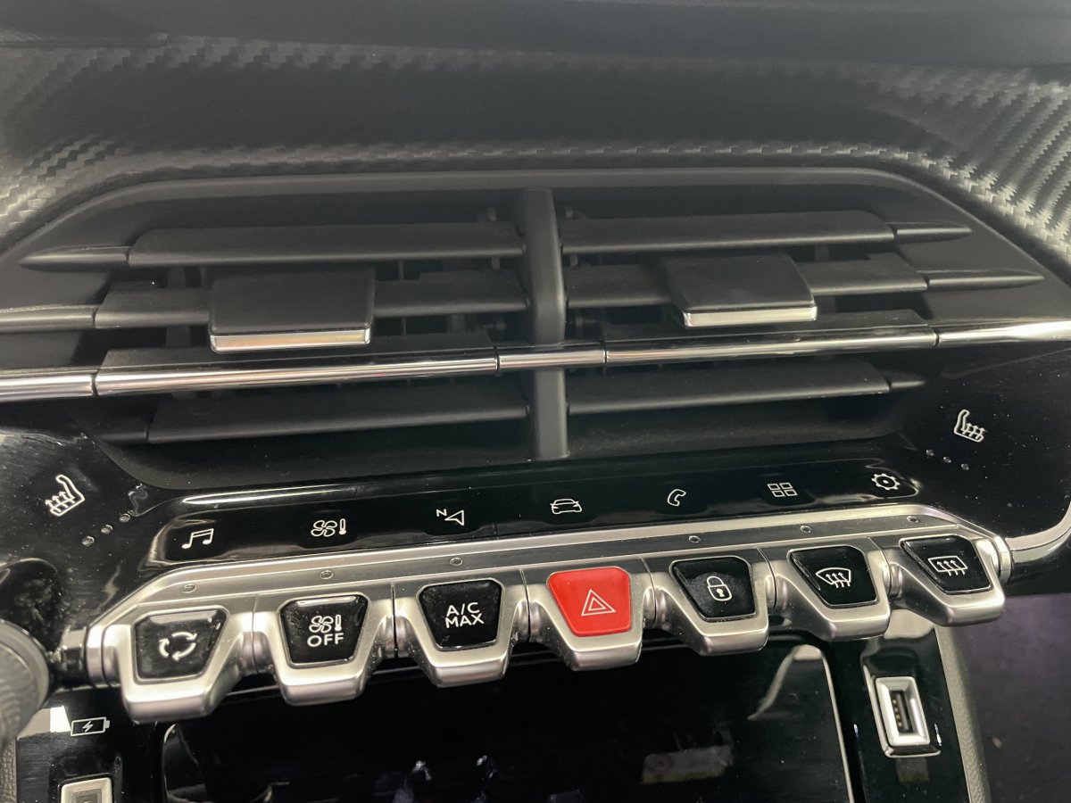 Peugeot 2008 (2) PureTech 130 S&S EAT8 GT PACK