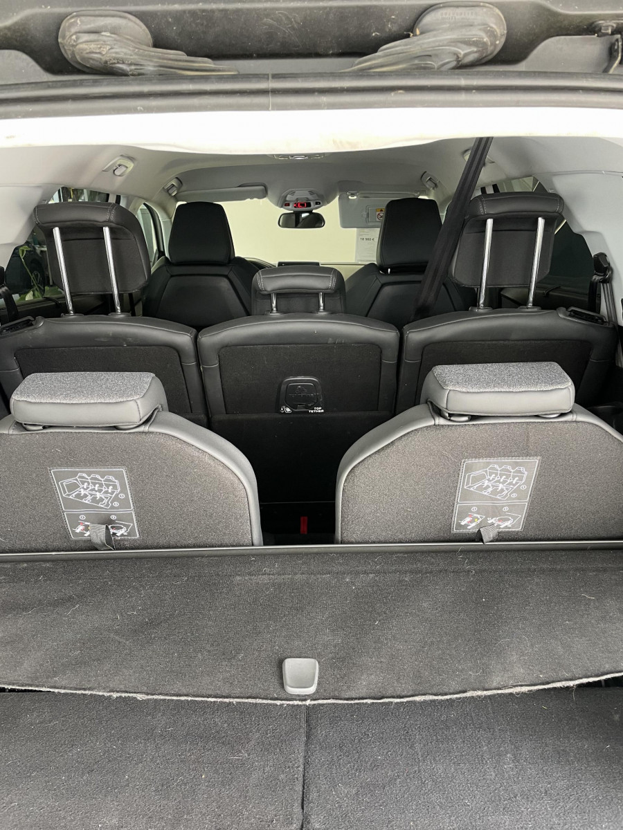 Peugeot 5008 (2) BlueHDi 130 S&S EAT8 ALLURE