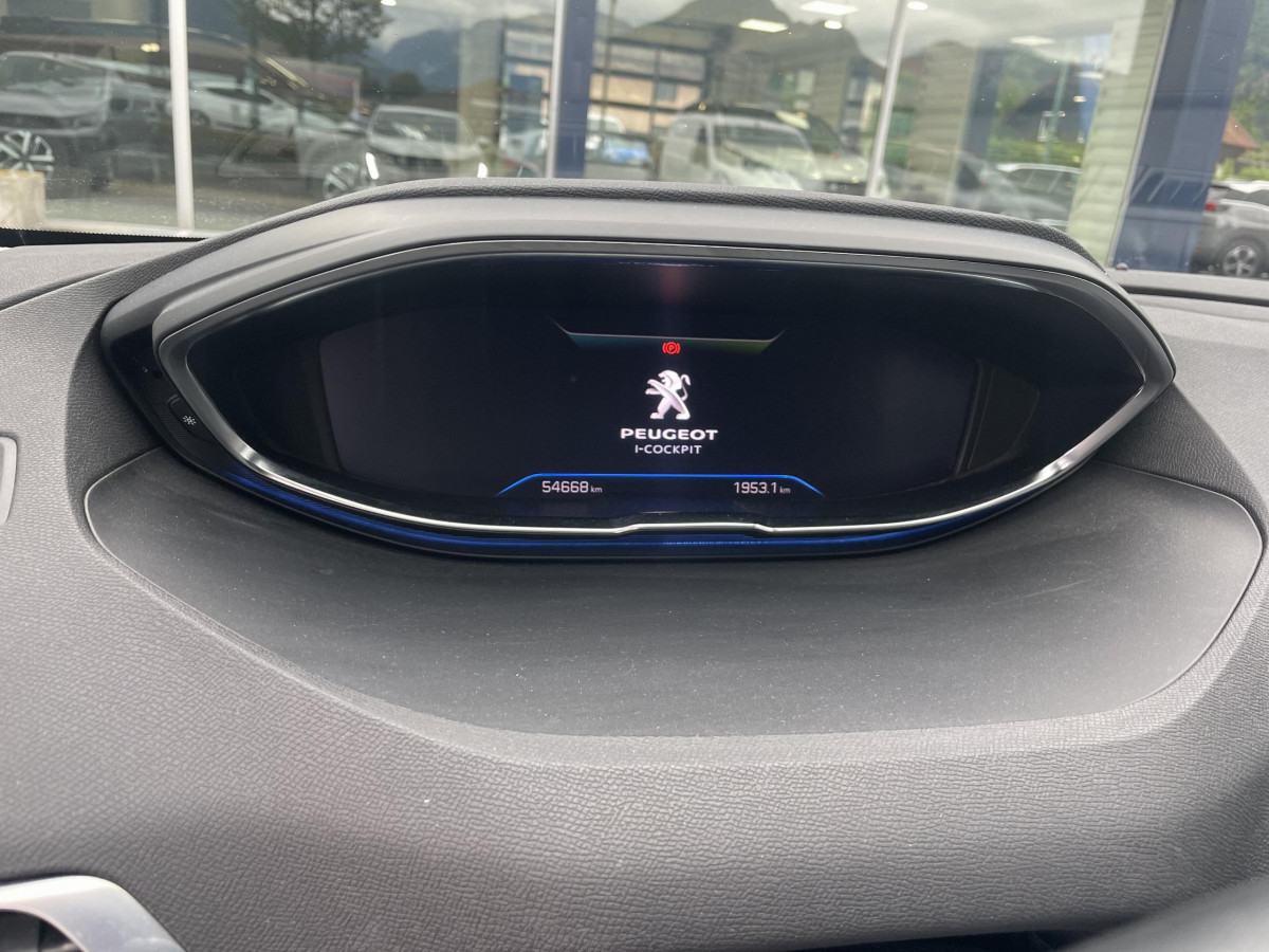 Peugeot 3008 (2) 1.6 HYBRID4 300 E-EAT8 Allure Pack