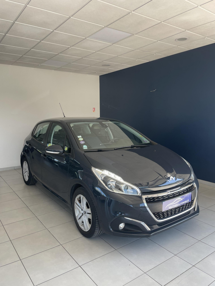 Peugeot 208 Puretech 82 Signature
