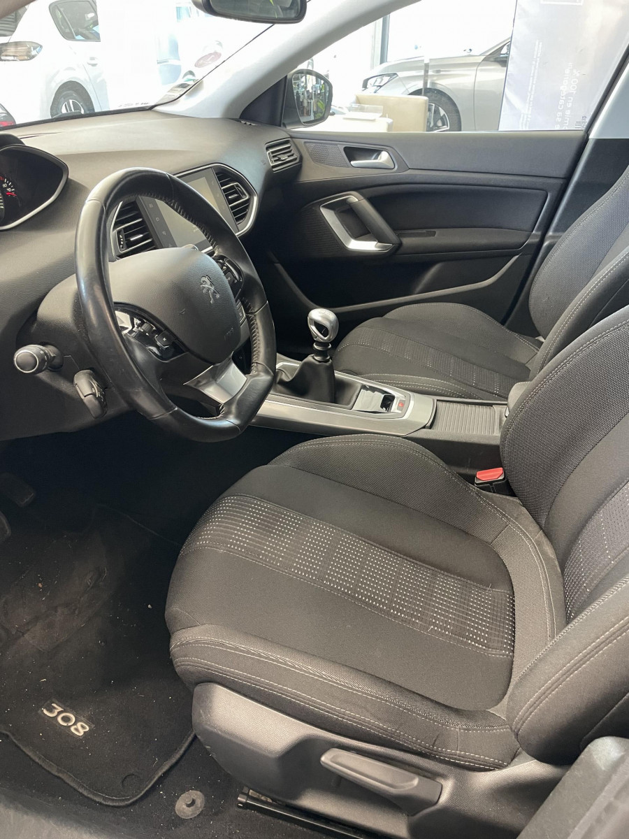 Peugeot 308 (2) 1.2 Puretech 130 S&S Allure