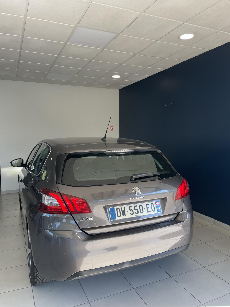 Peugeot 308 (2) 1.2 Puretech 130 S&S Allure