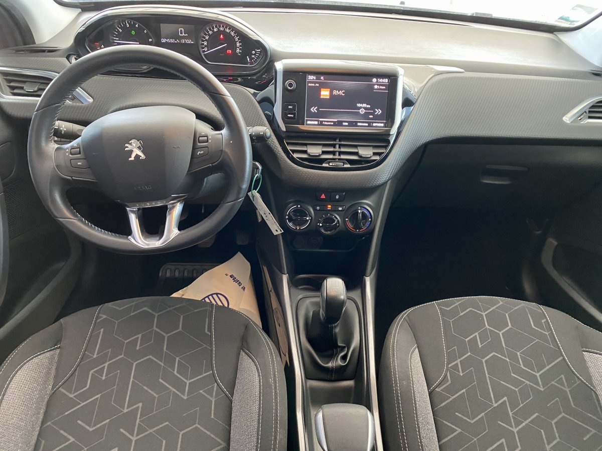Peugeot 2008 1.2 Puretech 82 Style