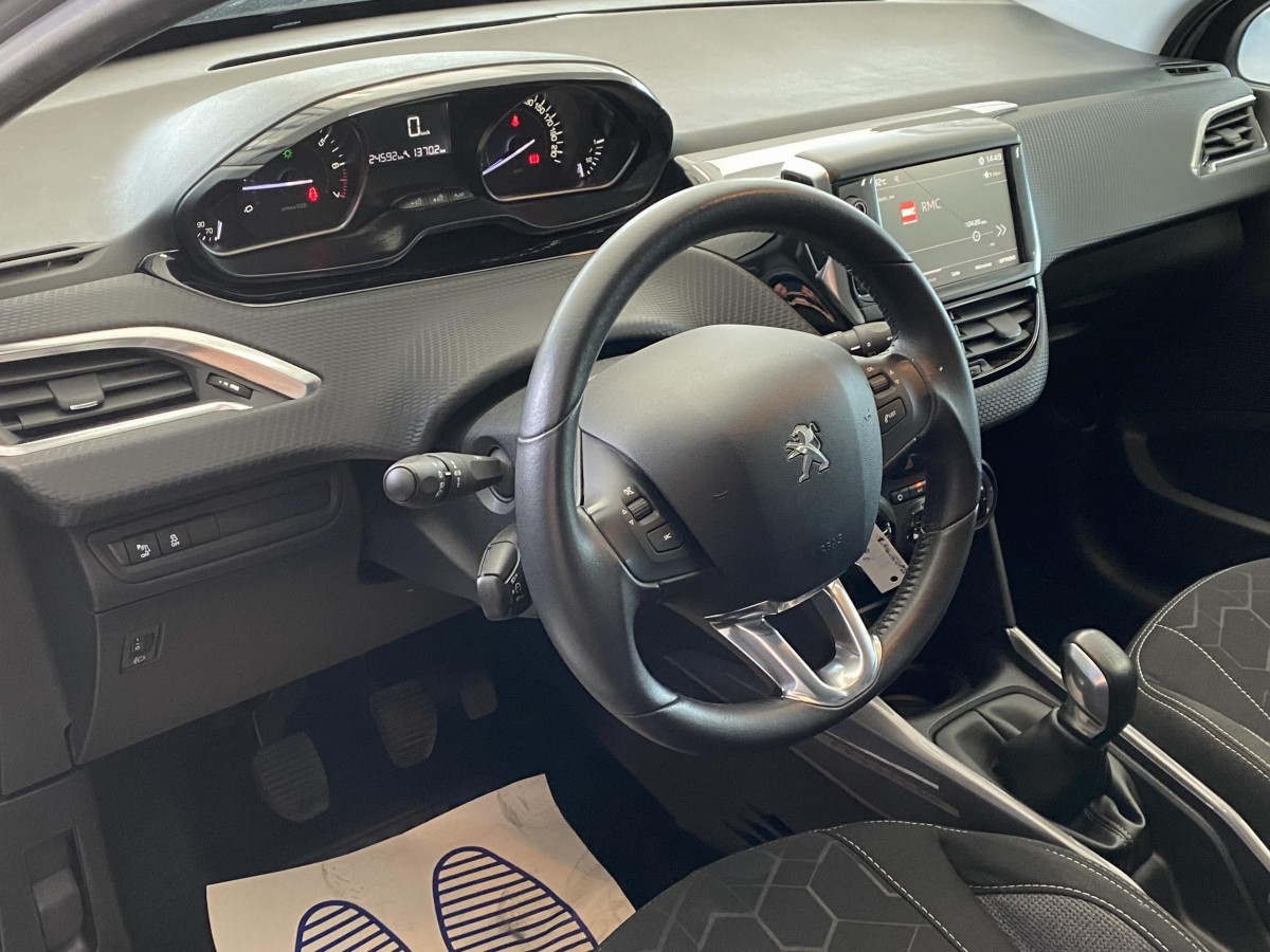 Peugeot 2008 1.2 Puretech 82 Style